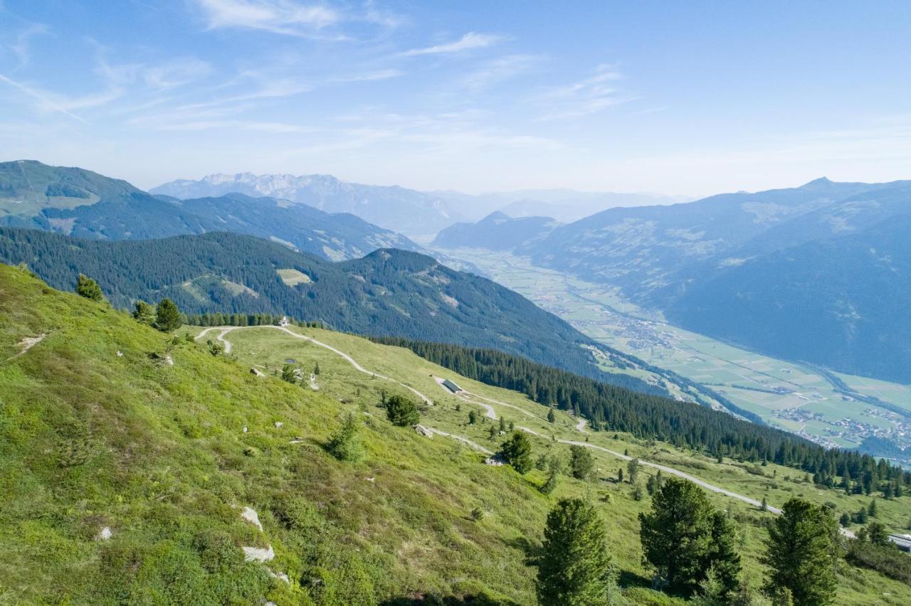 Appartementhaus Kostenzer Fuegen Luaran gambar